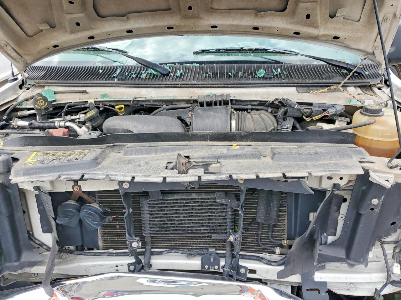 2010 FORD ECONOLINE E350 SUPER DUTY WAGON photo 23