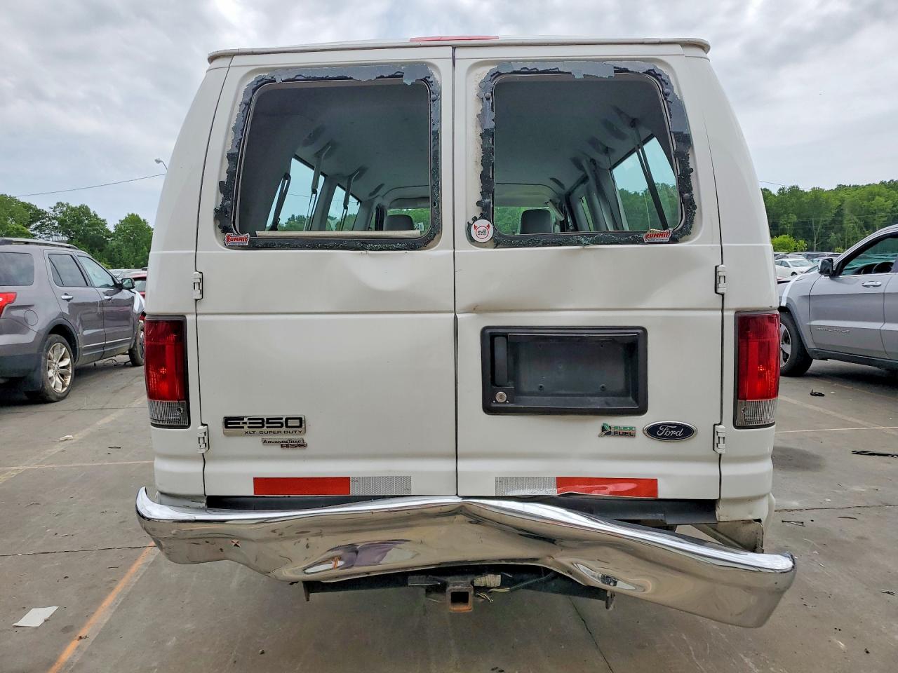2010 FORD ECONOLINE E350 SUPER DUTY WAGON photo 11
