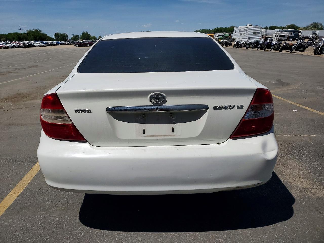 2003 TOYOTA CAMRY LE photo 16
