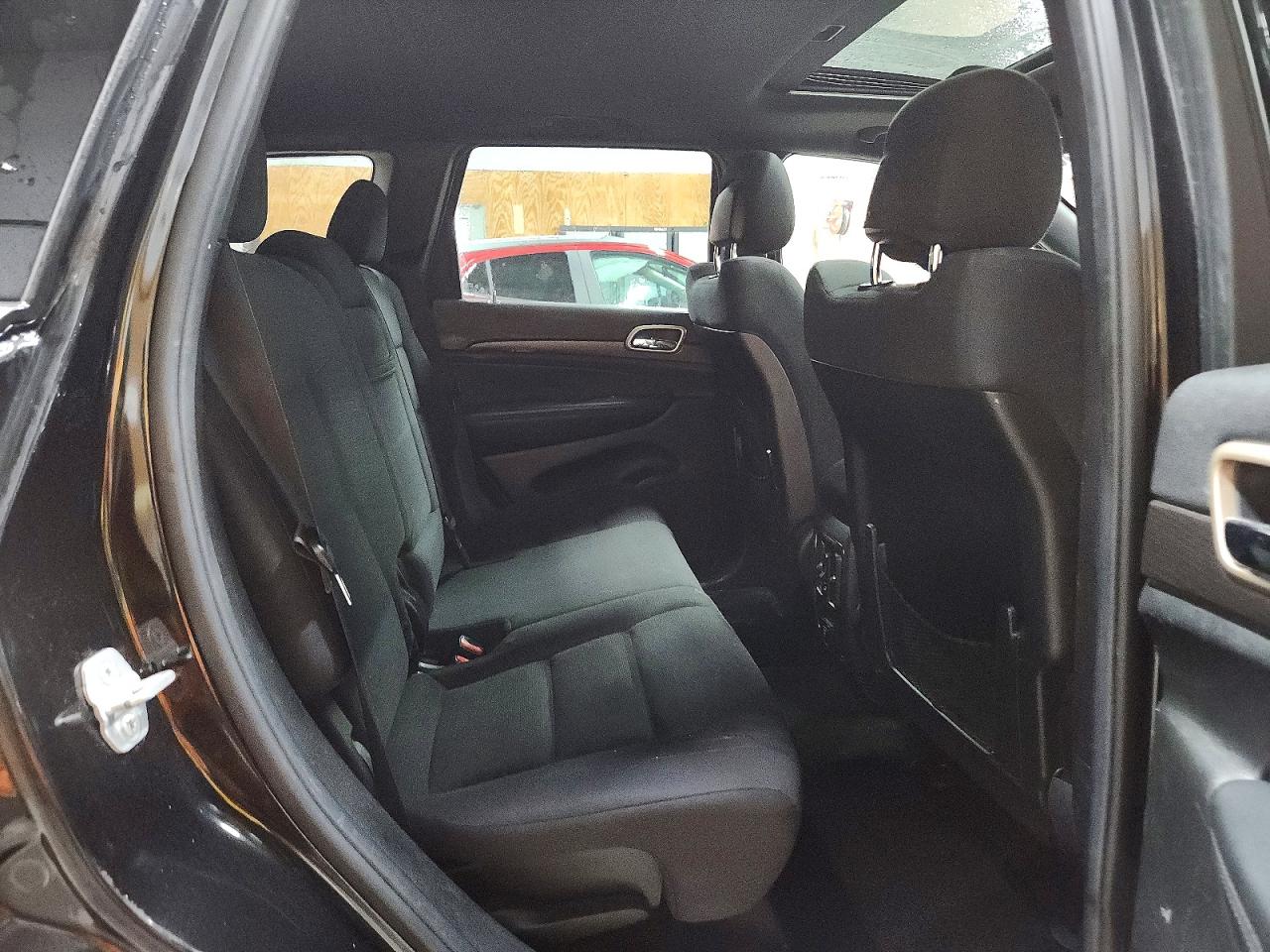 2014 JEEP GRAND CHEROKEE LAREDO photo 21
