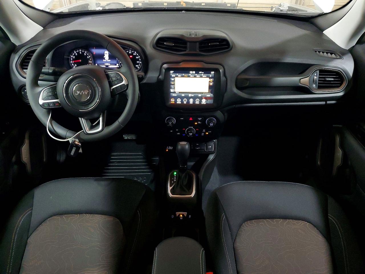 2023 JEEP RENEGADE LATITUDE photo 15