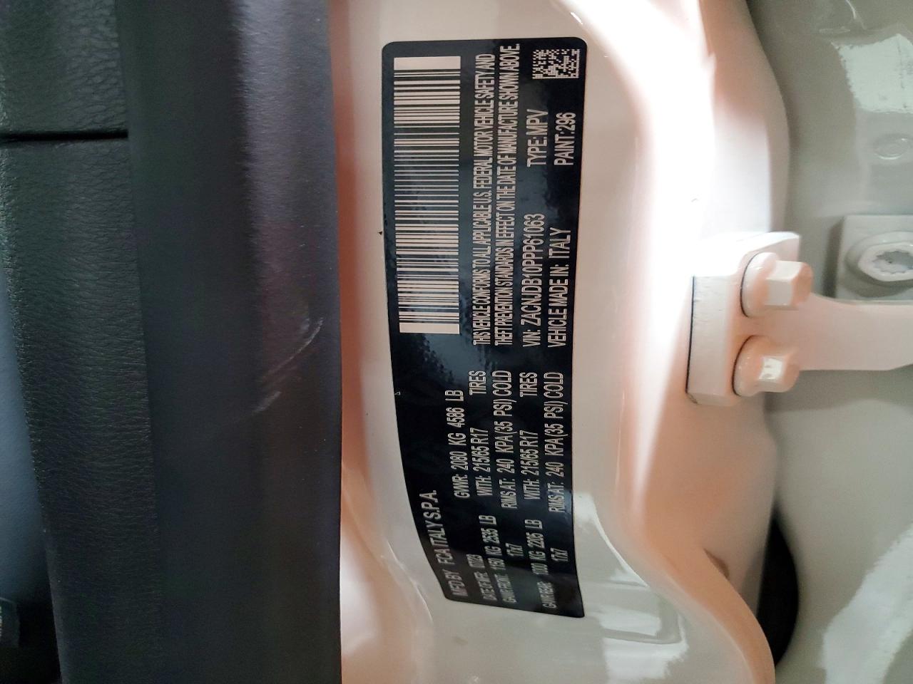 2023 JEEP RENEGADE LATITUDE photo 27
