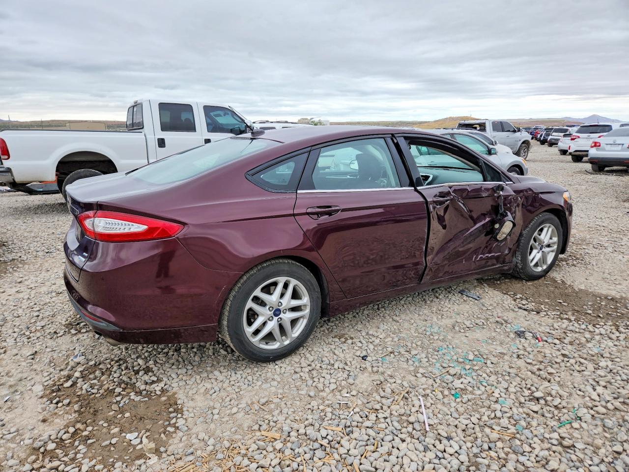 2013 FORD FUSION SE photo 5