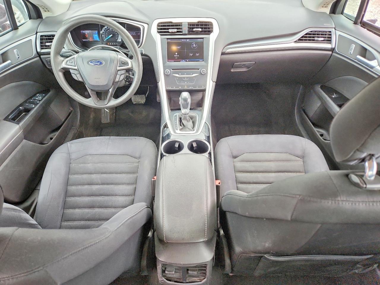 2013 FORD FUSION SE photo 15