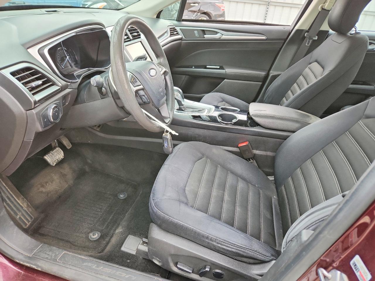 2013 FORD FUSION SE photo 13