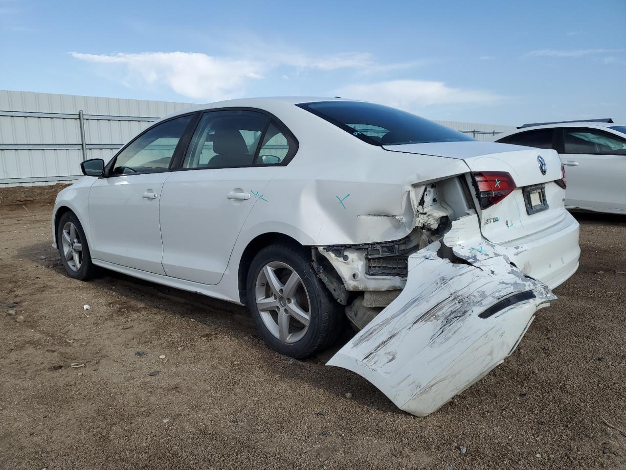 2016 VOLKSWAGEN JETTA S photo 2