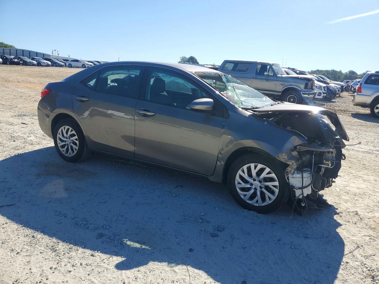 2018 TOYOTA COROLLA LE photo 7