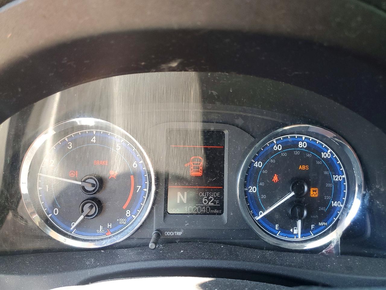 2018 TOYOTA COROLLA LE photo 17