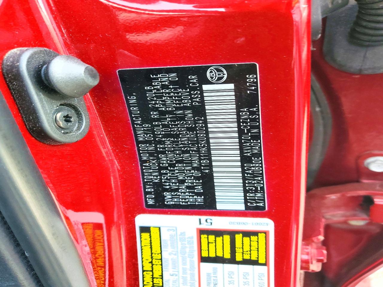 2019 TOYOTA CAMRY LE photo 12