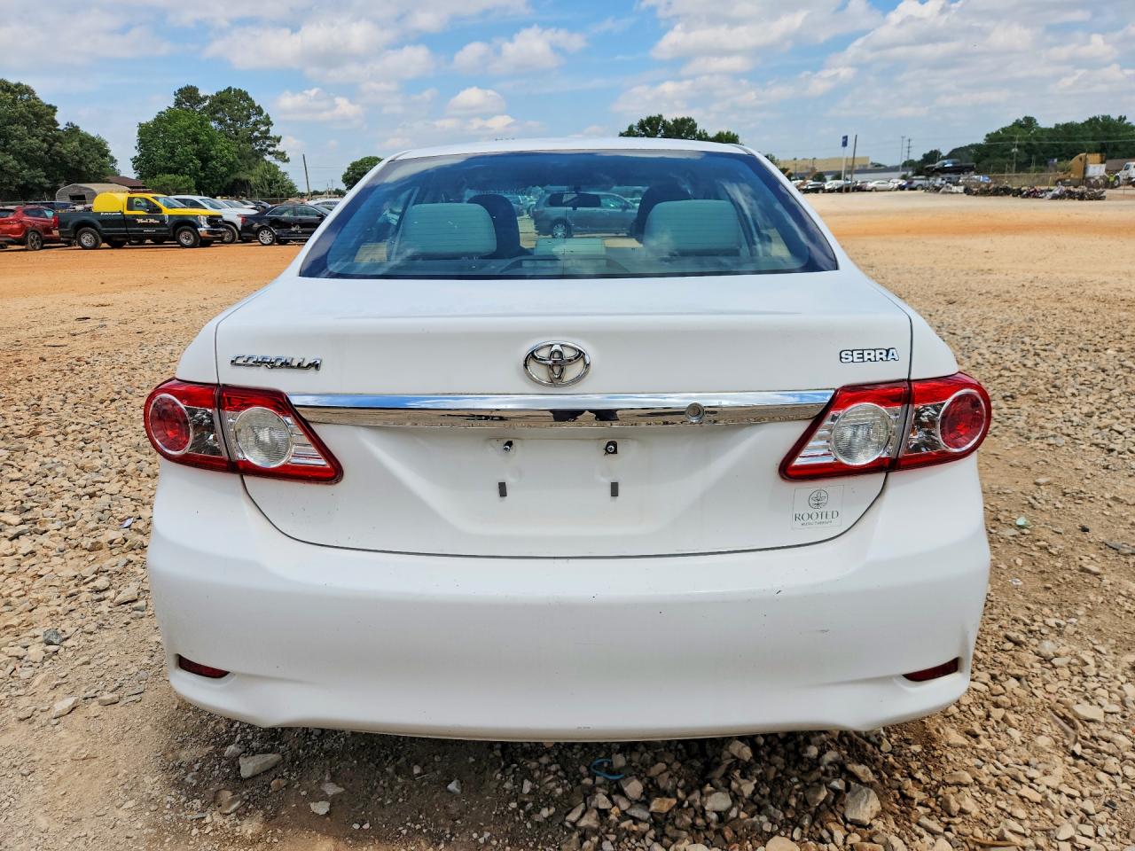 2012 TOYOTA COROLLA L photo 11