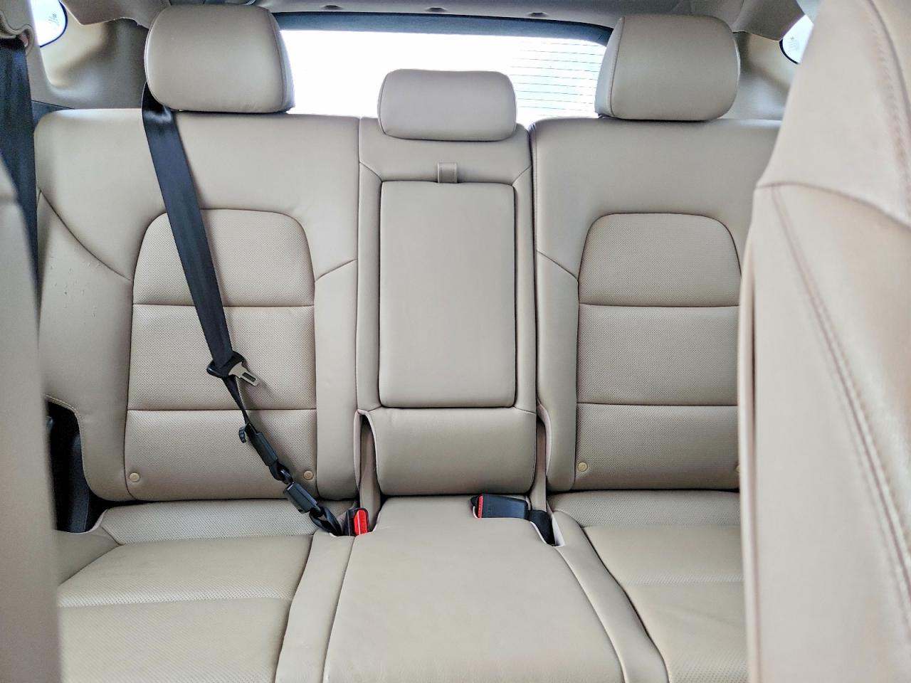 2017 HYUNDAI TUCSON SE PLUS photo 28