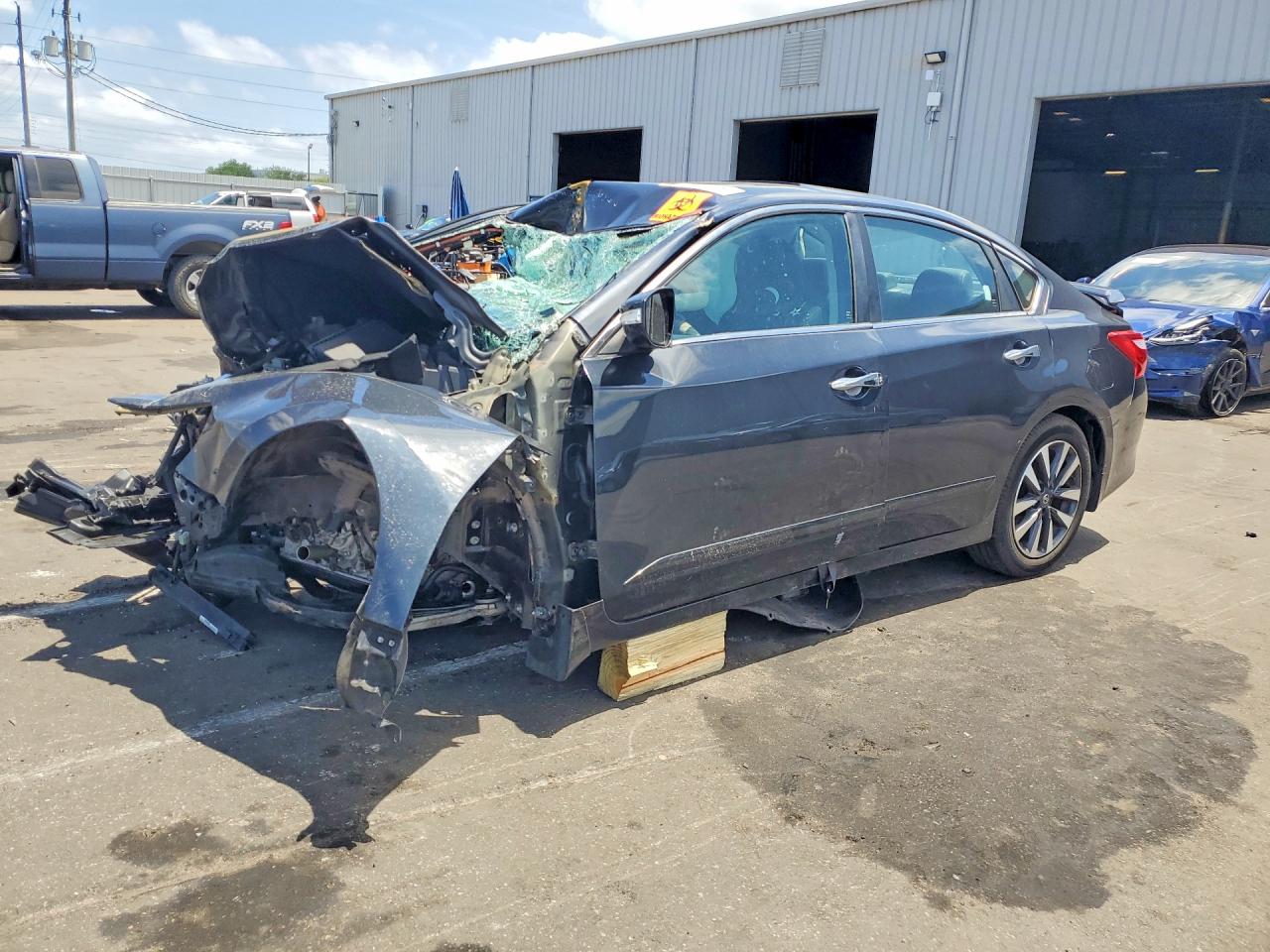 2017 NISSAN ALTIMA