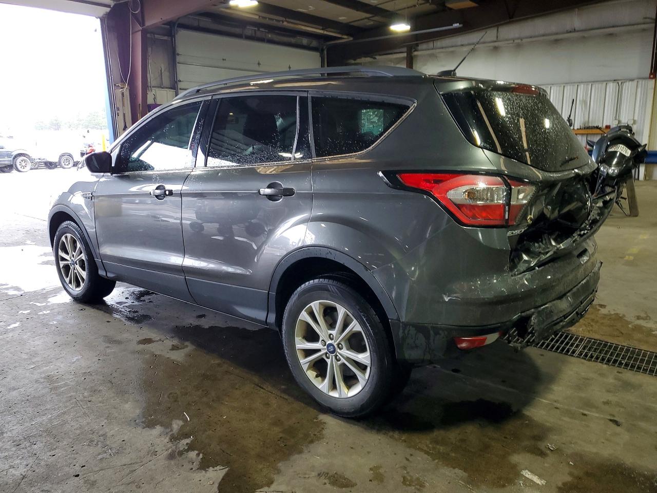 2017 FORD ESCAPE SE photo 3