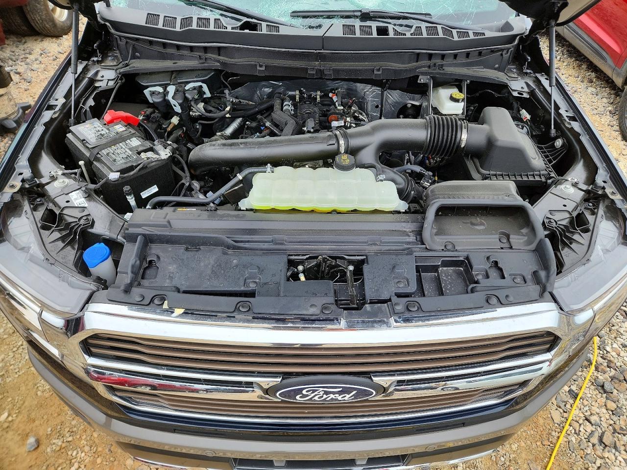 2025 FORD F150 KING RANCH photo 31