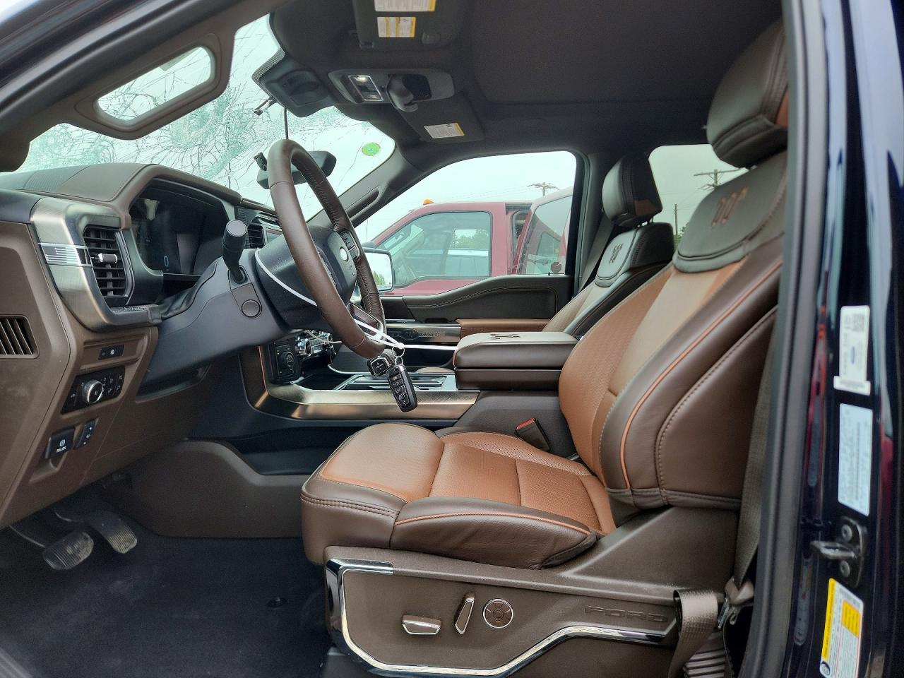 2025 FORD F150 KING RANCH photo 19