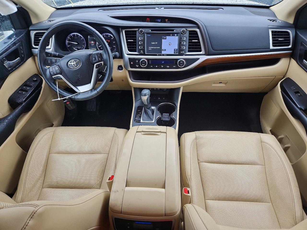 2018 TOYOTA HIGHLANDER LIMITED photo 8