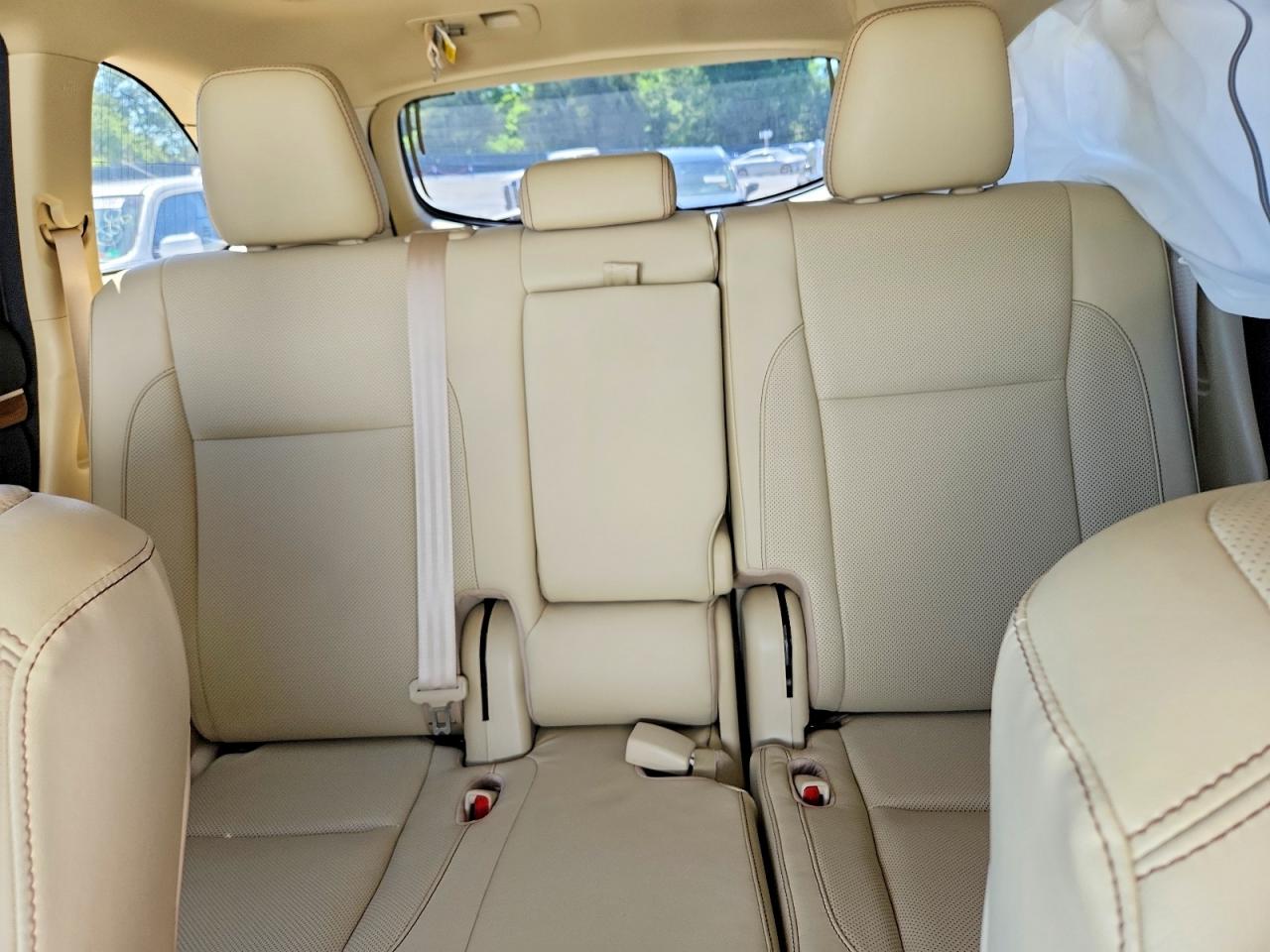 2018 TOYOTA HIGHLANDER LIMITED photo 10
