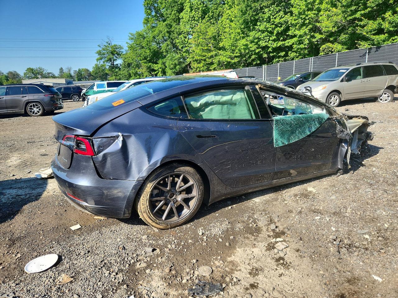 2022 TESLA MODEL 3 photo 5