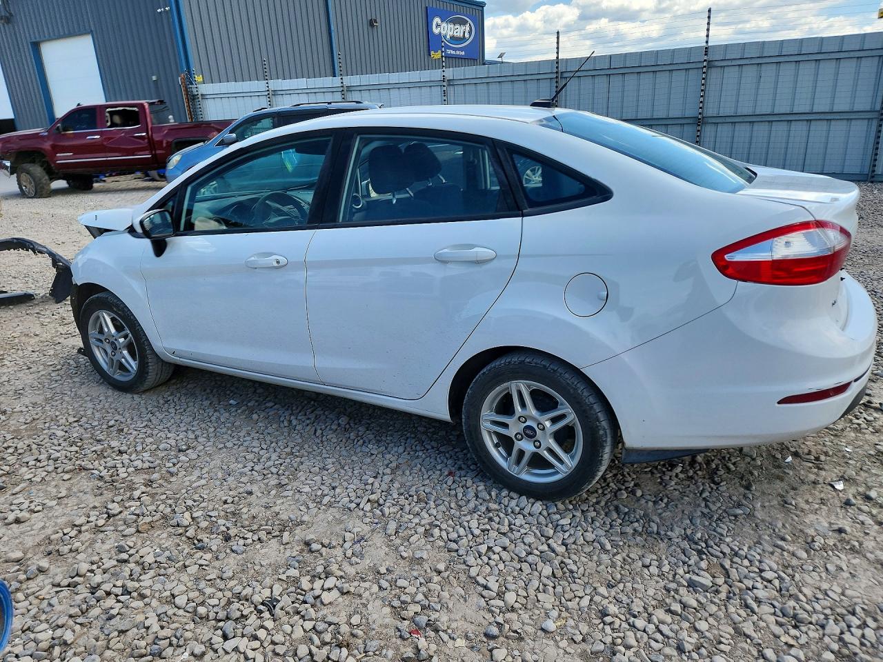 2019 FORD FIESTA SE photo 4