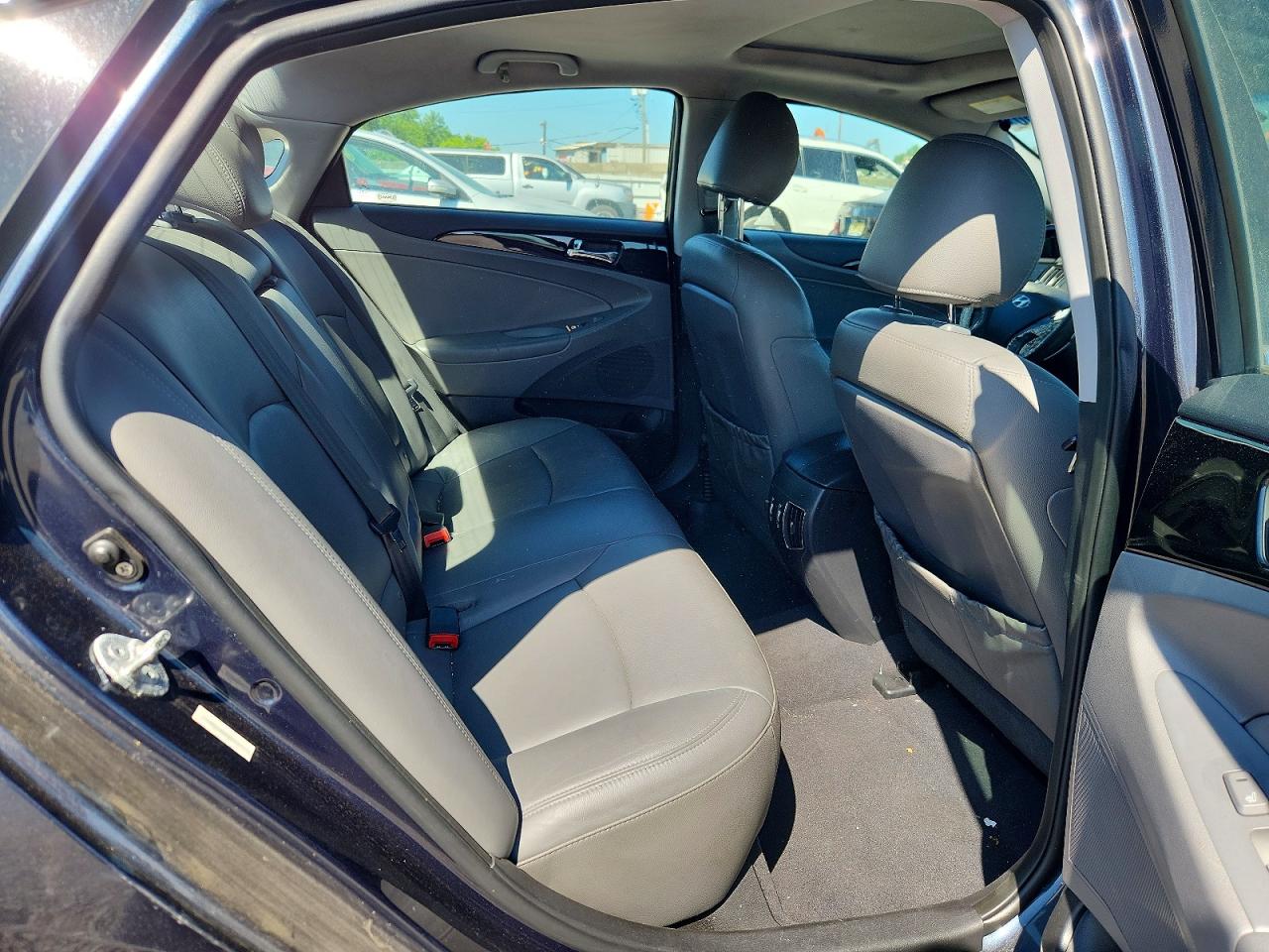2011 HYUNDAI SONATA LIMITED 2.0T photo 19