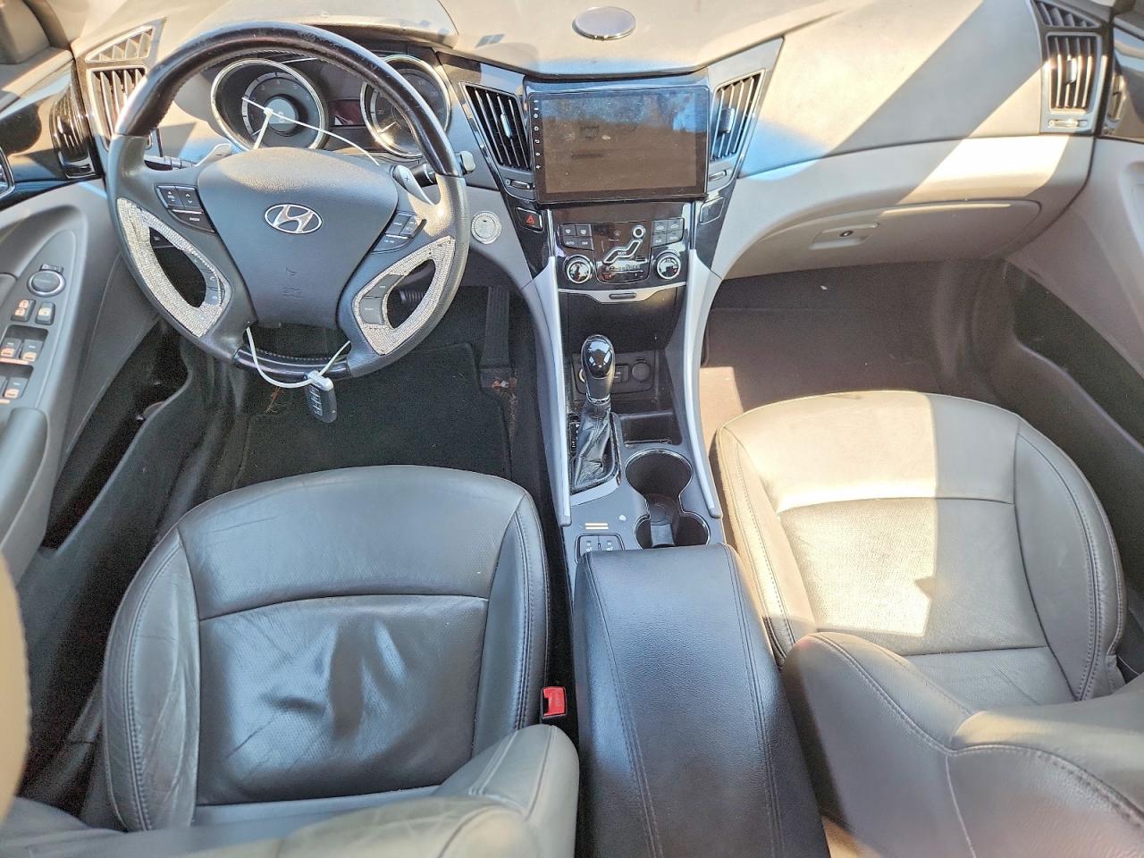 2011 HYUNDAI SONATA LIMITED 2.0T photo 15