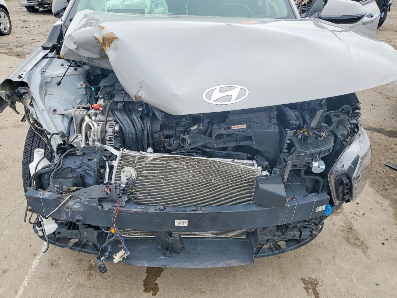 2024 HYUNDAI KONA photo 11