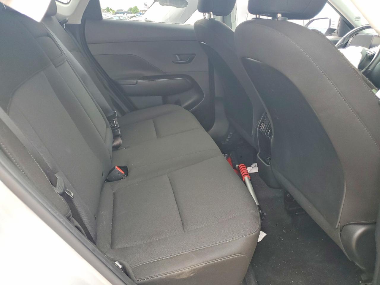 2024 HYUNDAI KONA photo 10
