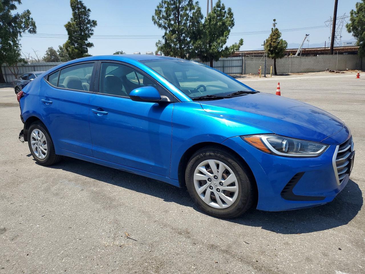 2017 HYUNDAI ELANTRA SE photo 7