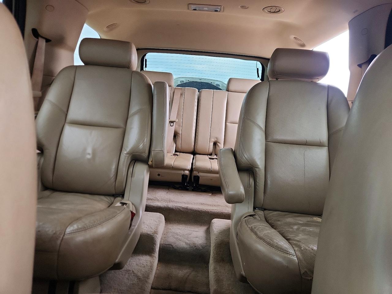 2009 CADILLAC ESCALADE photo 28