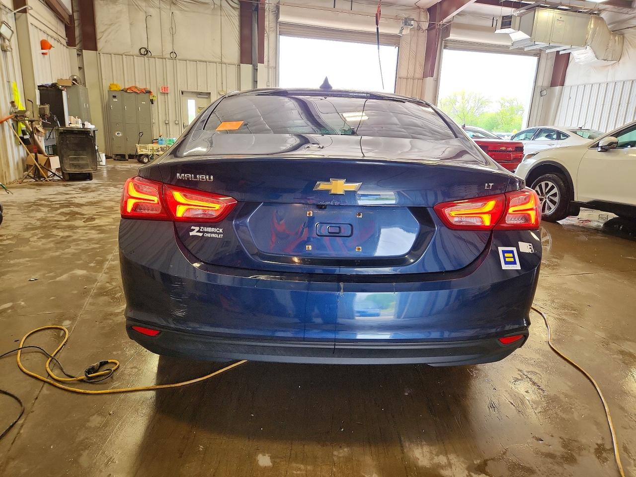 2021 CHEVROLET MALIBU LT photo 11