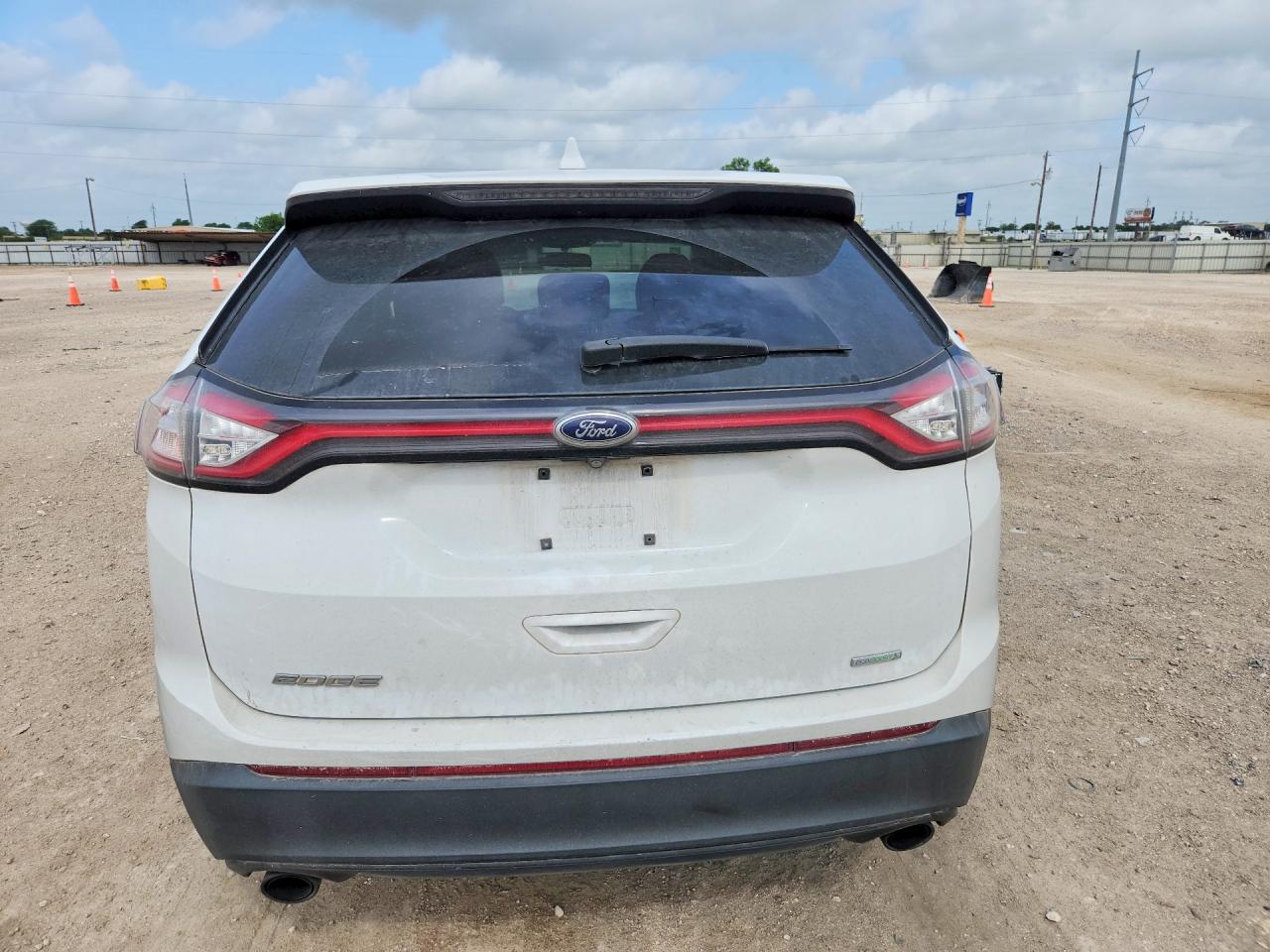 2015 FORD EDGE SE photo 16