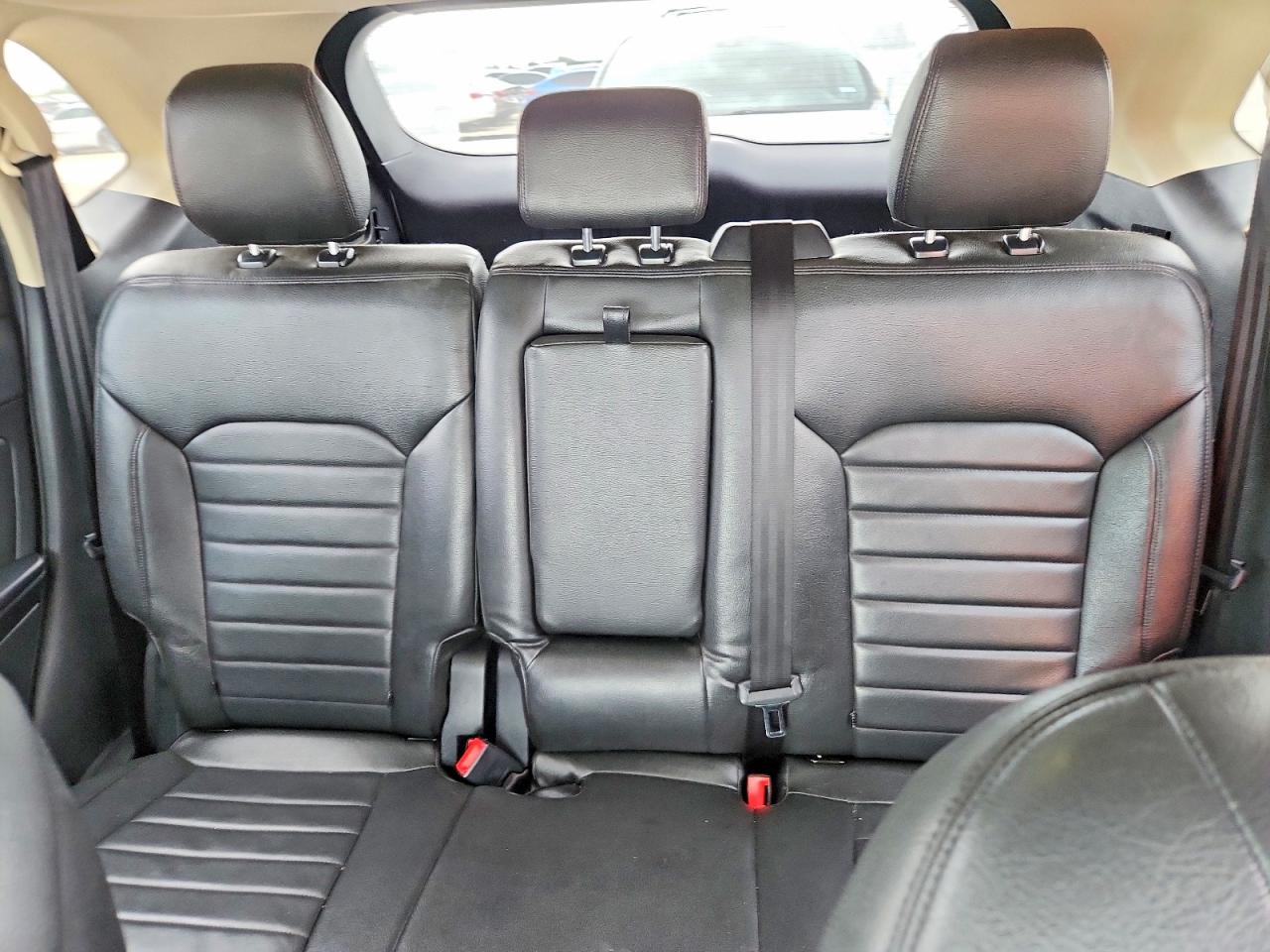 2015 FORD EDGE SE photo 28