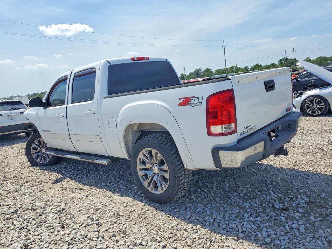 2007 GMC NEW SIERRA K1500 photo 3