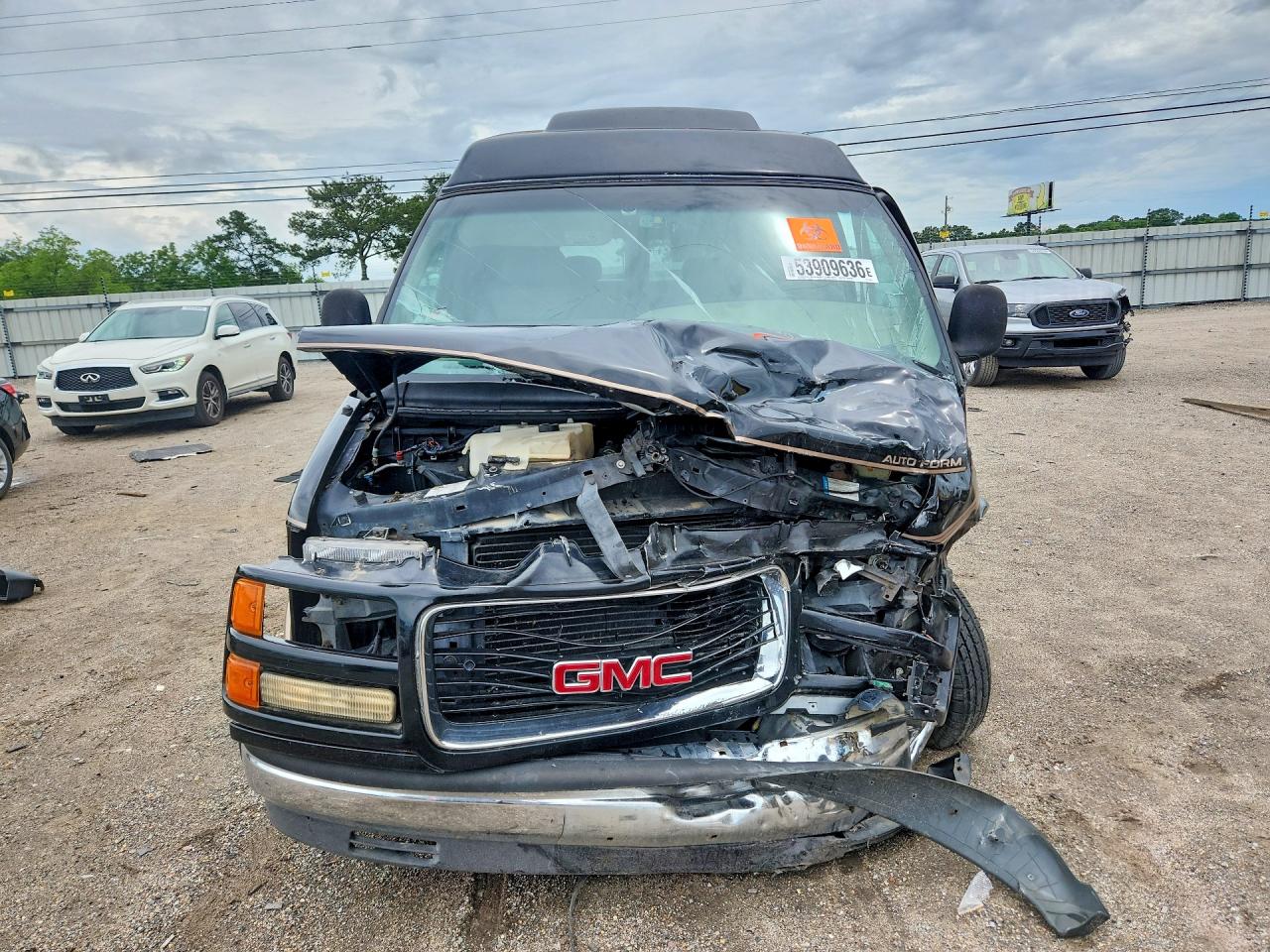 2000 GMC SAVANA RV G1500 photo 9