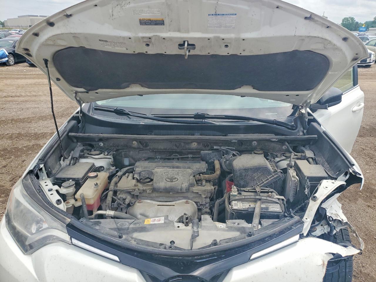 2018 TOYOTA RAV4 LE photo 23