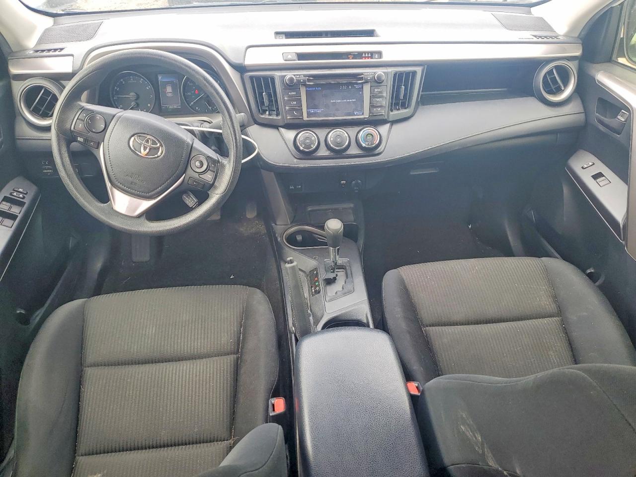 2018 TOYOTA RAV4 LE photo 15