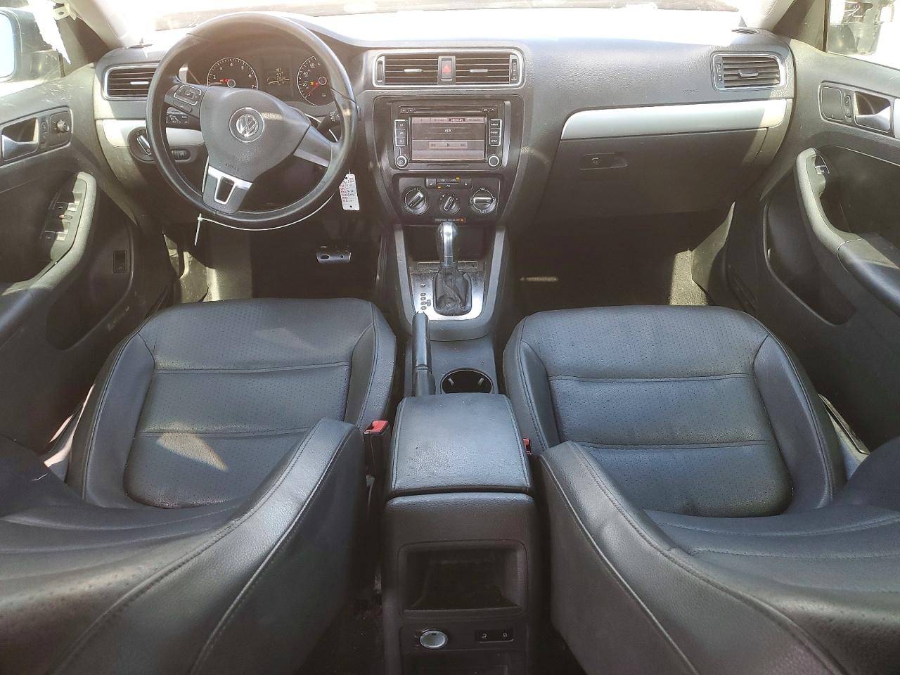 2013 VOLKSWAGEN JETTA SE photo 15