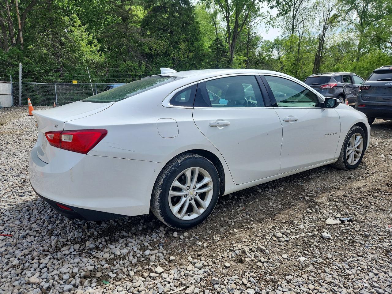 2016 CHEVROLET MALIBU LT photo 7