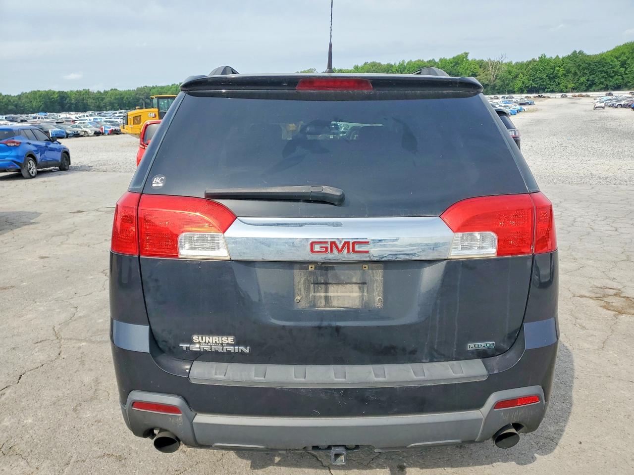 2011 GMC TERRAIN photo 6