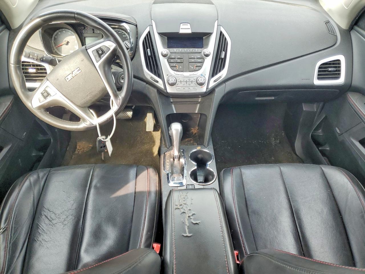 2011 GMC TERRAIN photo 8