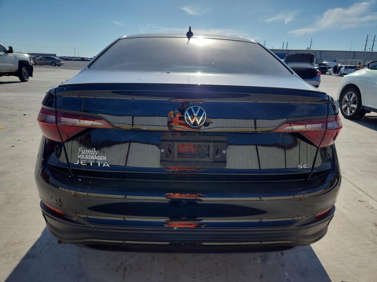 2024 VOLKSWAGEN JETTA SE photo 11