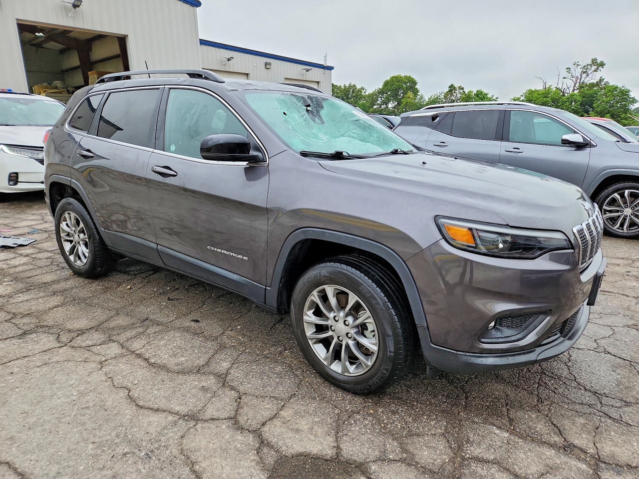 2022 JEEP CHEROKEE LATITUDE LUX photo 7