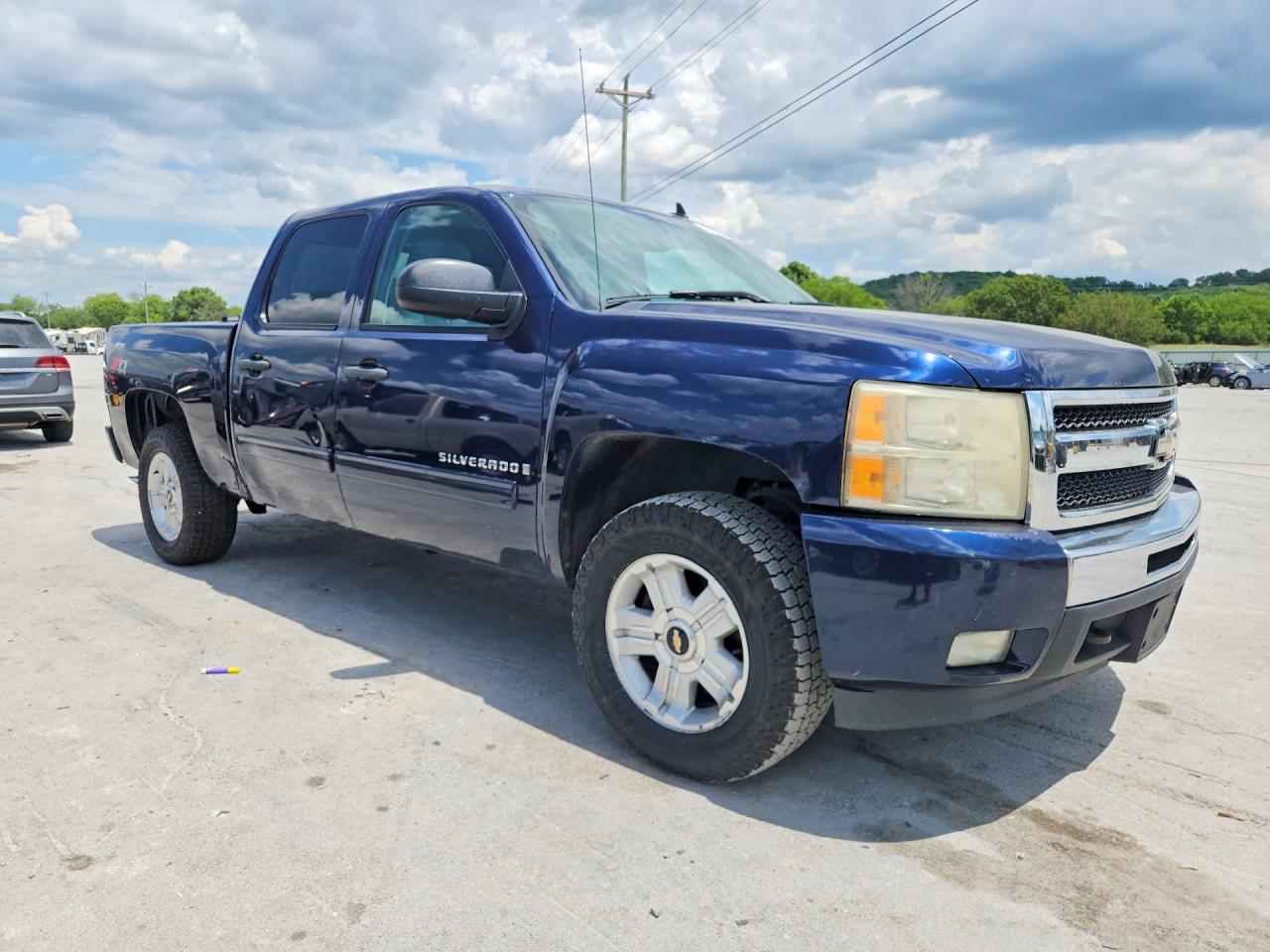 2009 CHEVROLET SILVERADO K1500 LT photo 4
