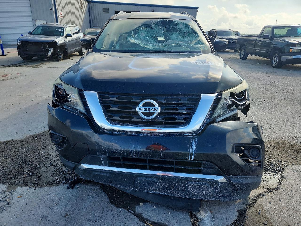 2017 NISSAN PATHFINDER S photo 13