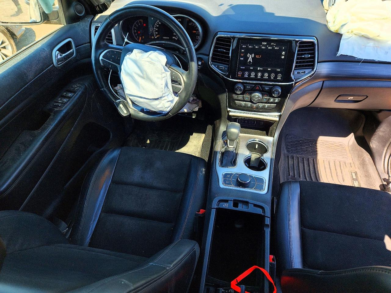 2019 JEEP GRAND CHEROKEE LAREDO photo 15