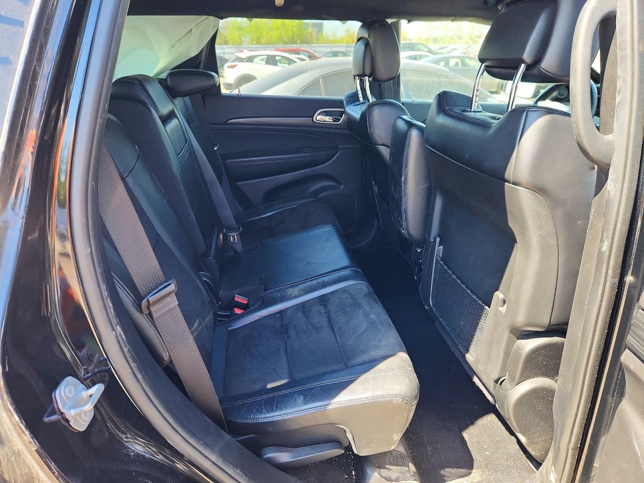 2019 JEEP GRAND CHEROKEE LAREDO photo 21