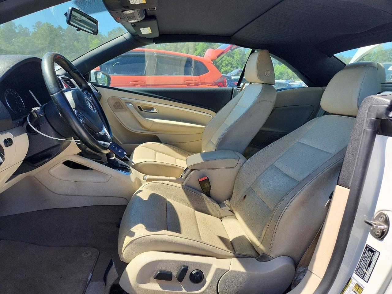2014 VOLKSWAGEN EOS KOMFORT photo 19