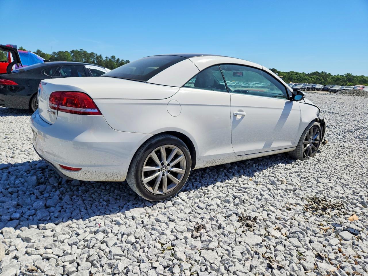 2014 VOLKSWAGEN EOS KOMFORT photo 7