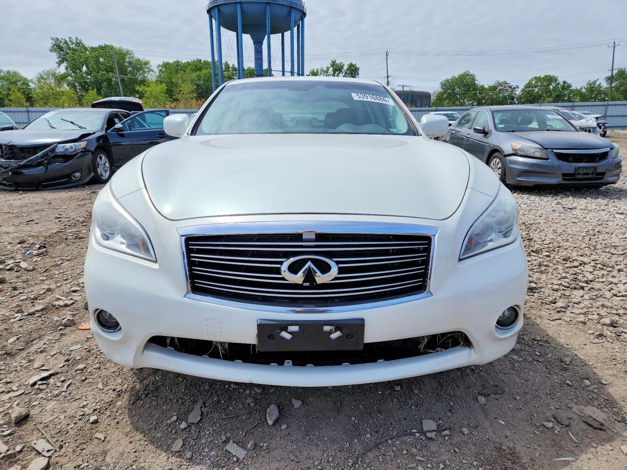 2013 INFINITI M37 X photo 9