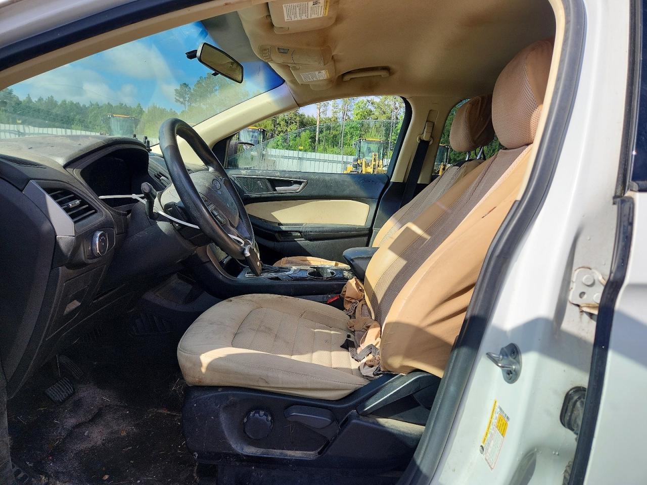 2017 FORD EDGE SE photo 7